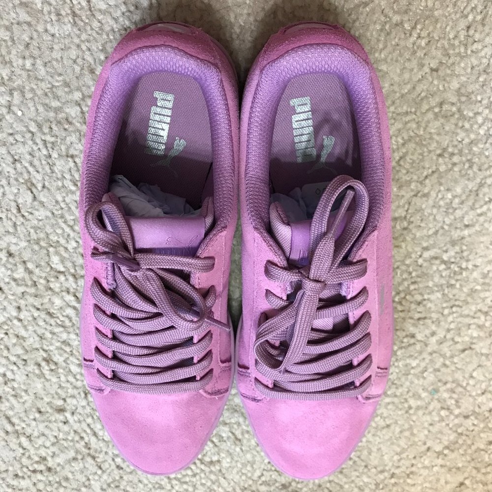 Pump Sports footwear Suede leather WOMEN 6.5